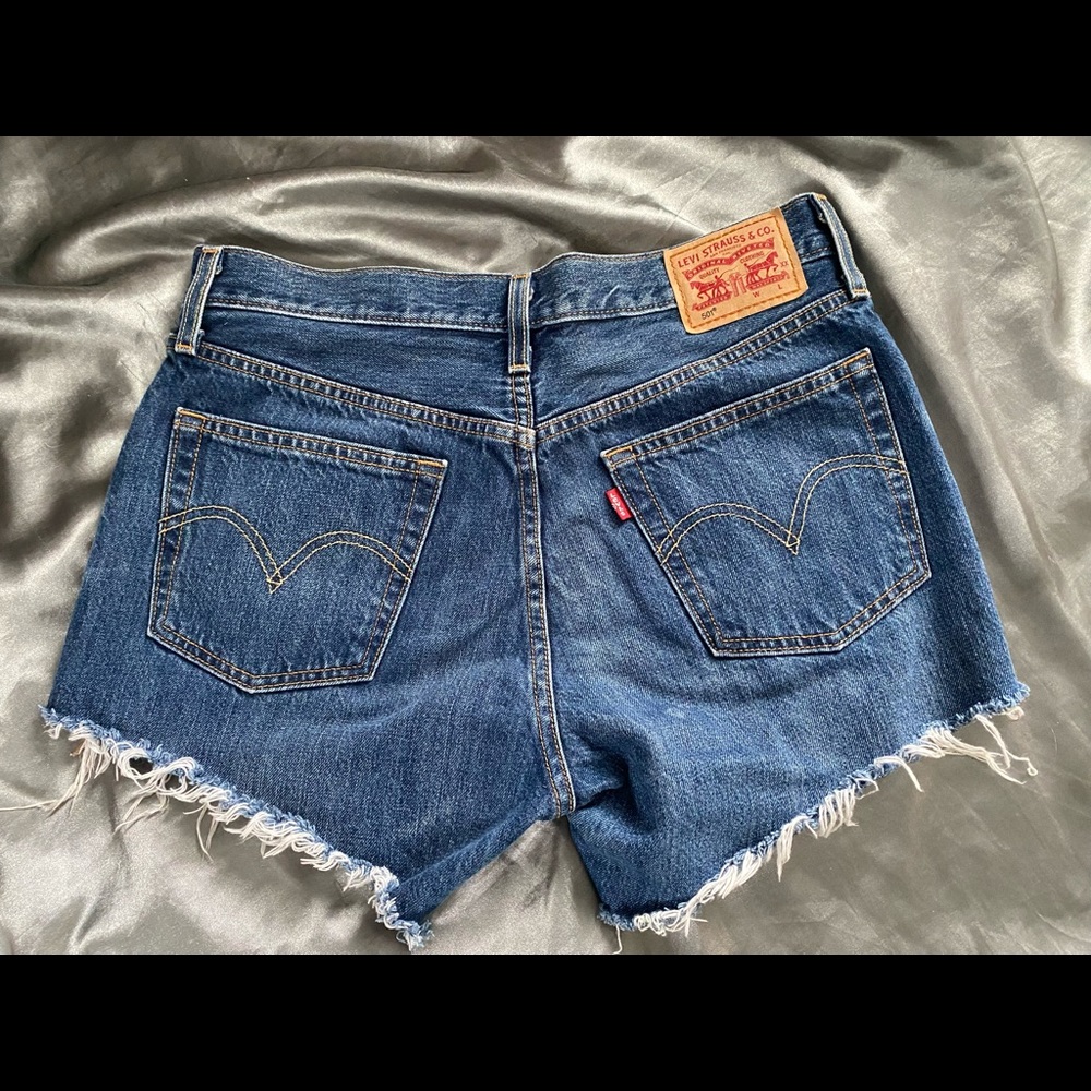 Levi's 501 distressed cut off shorts
